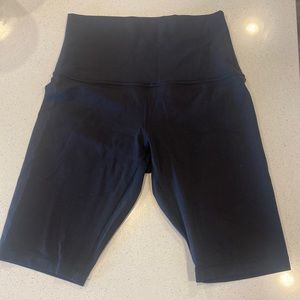 Lulu Lemon Align High-Rise Short 10”